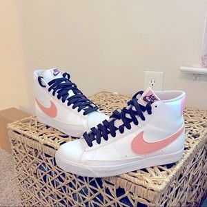 Nike Blazer Mid 77